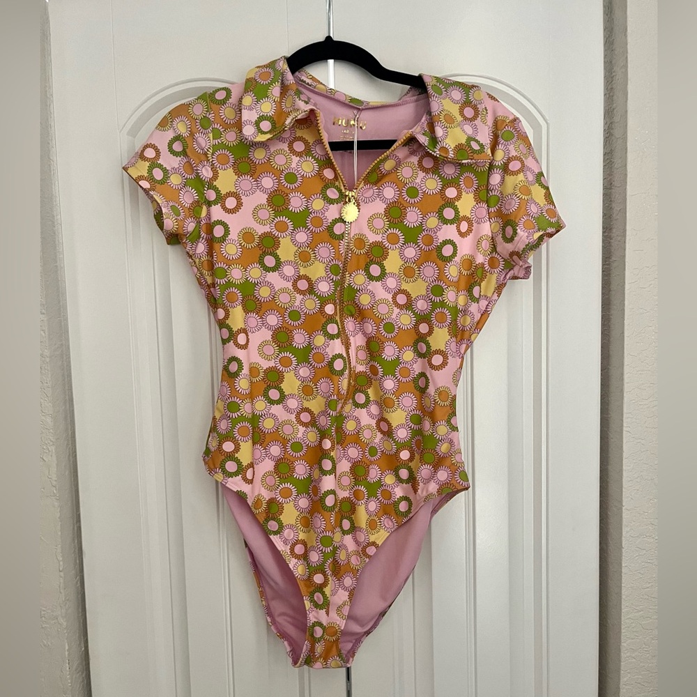 Show Me Your Mumu Floral One Piece with Cap sleeve size Large
